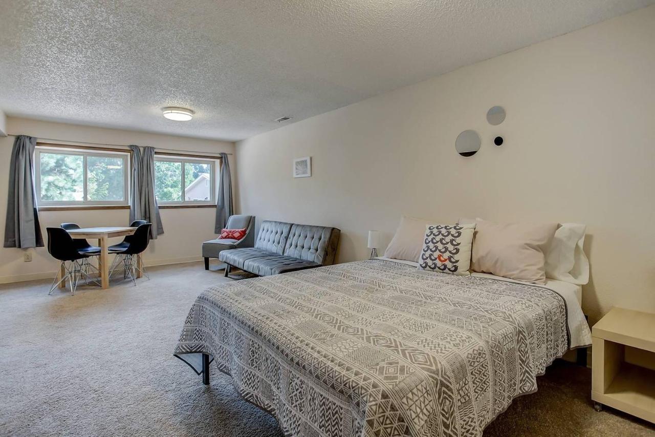Bright&Cozy Studio Apartment in Colorado Springs Zewnętrze zdjęcie